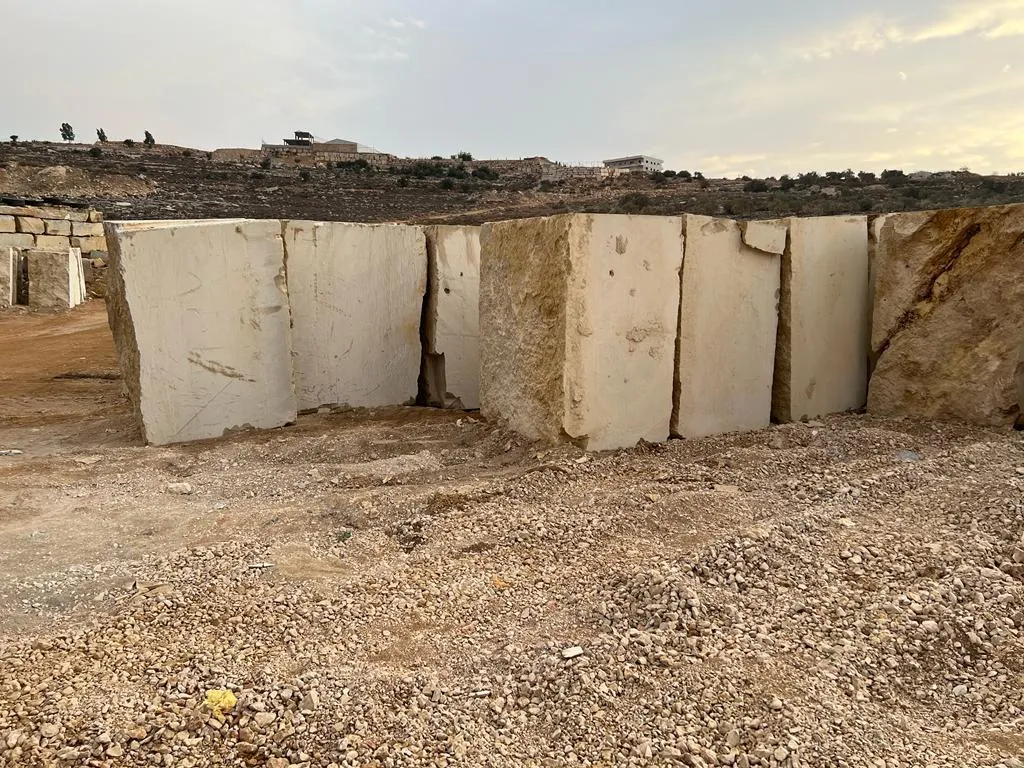 أحجار الخليل الحديثة